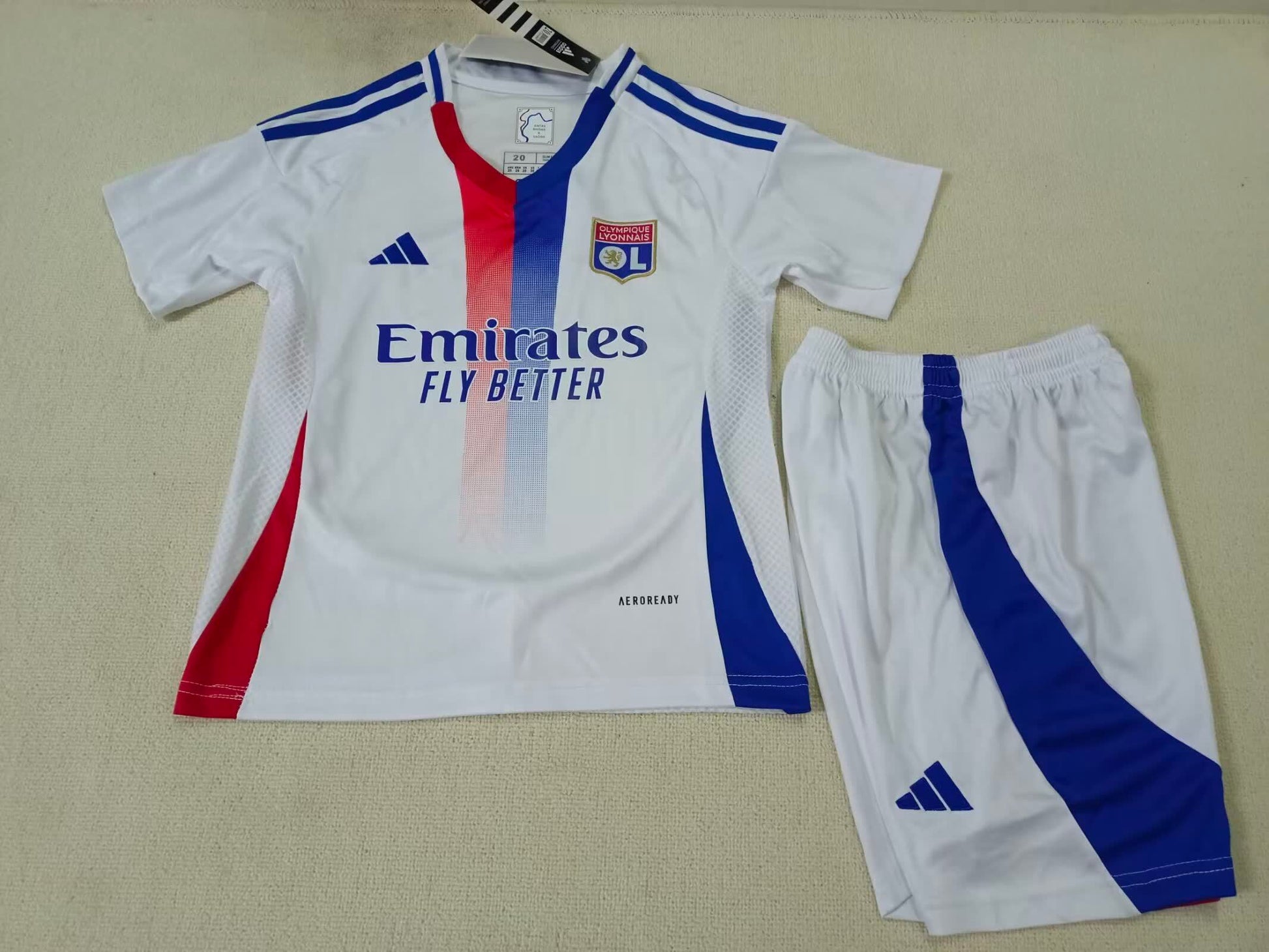 24/25 Kids Olympique Lyonnais Home Size: 16-28