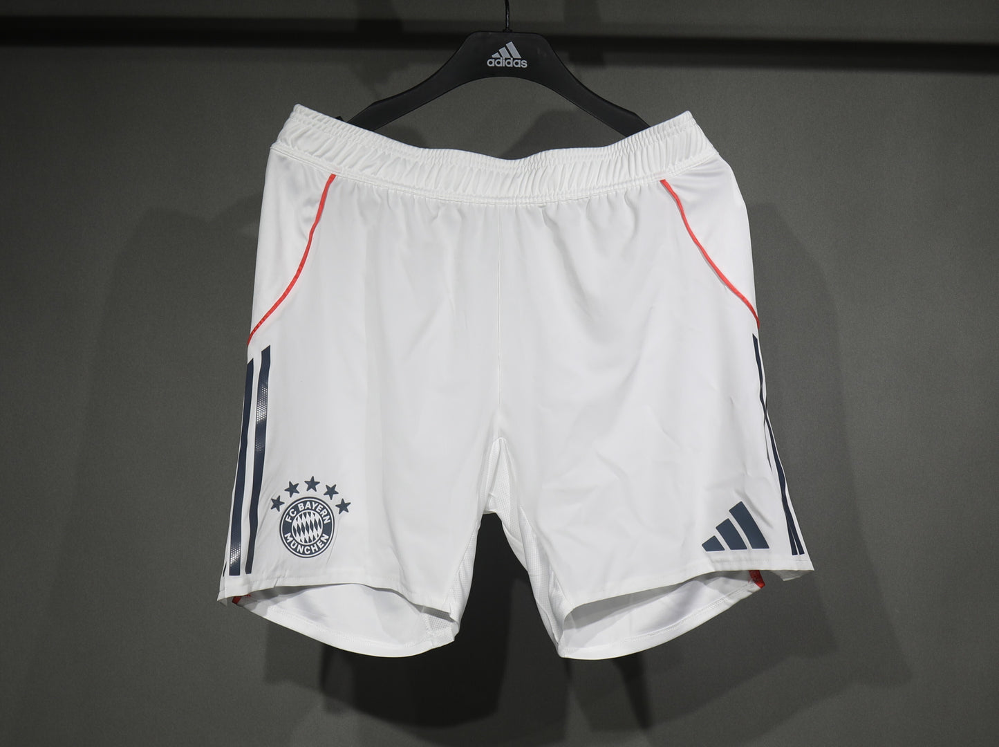 25/26 Bayern Munich away player shorts S-3XL