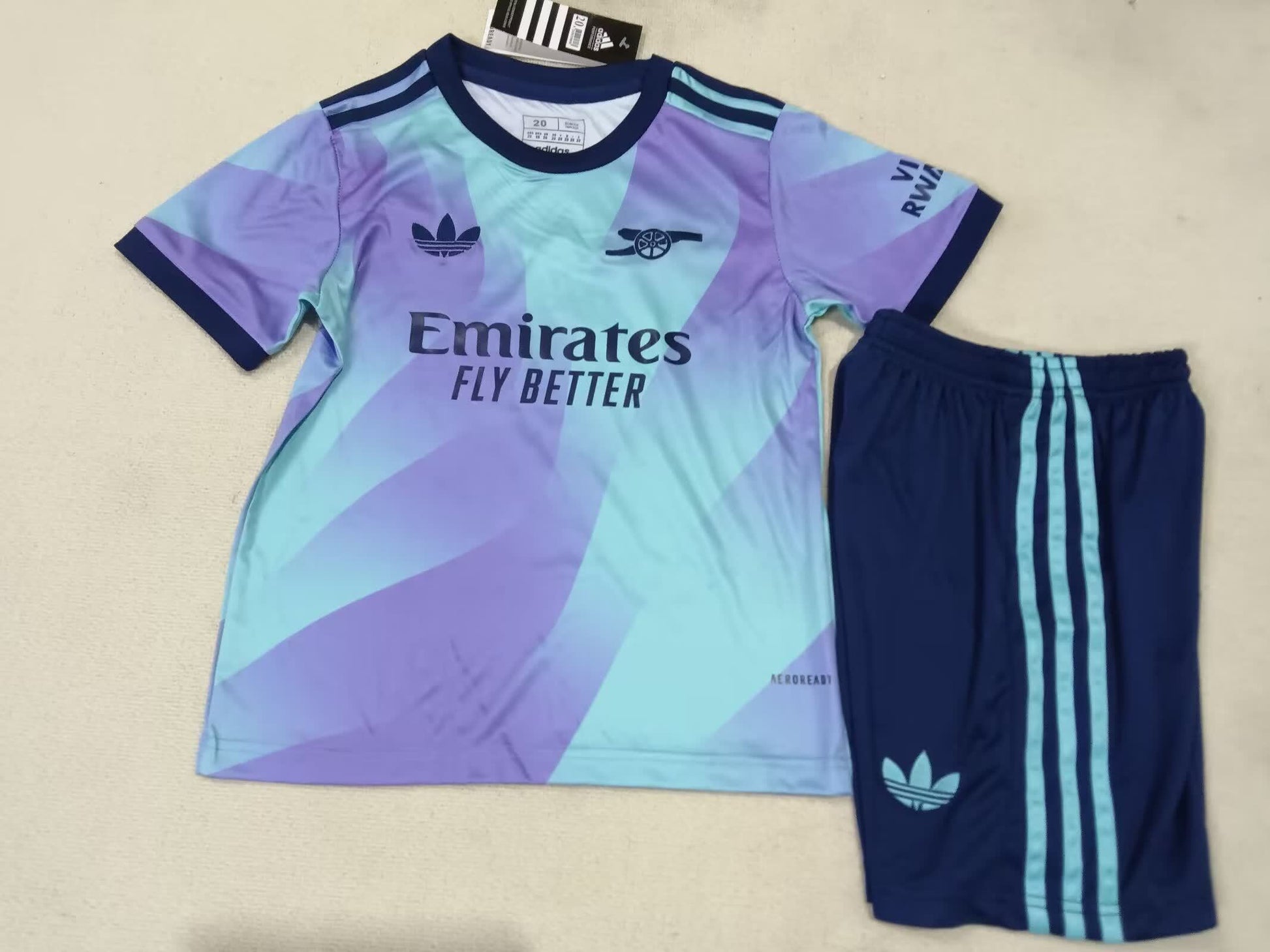 24/25 Kids Arsenal Second away Size: 16-28