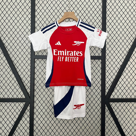 24/25 Kids Arsenal Home Size: 16-28