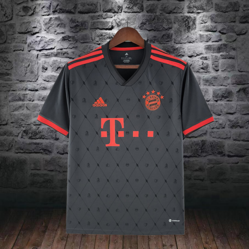 22/23 Bayern Munich third away