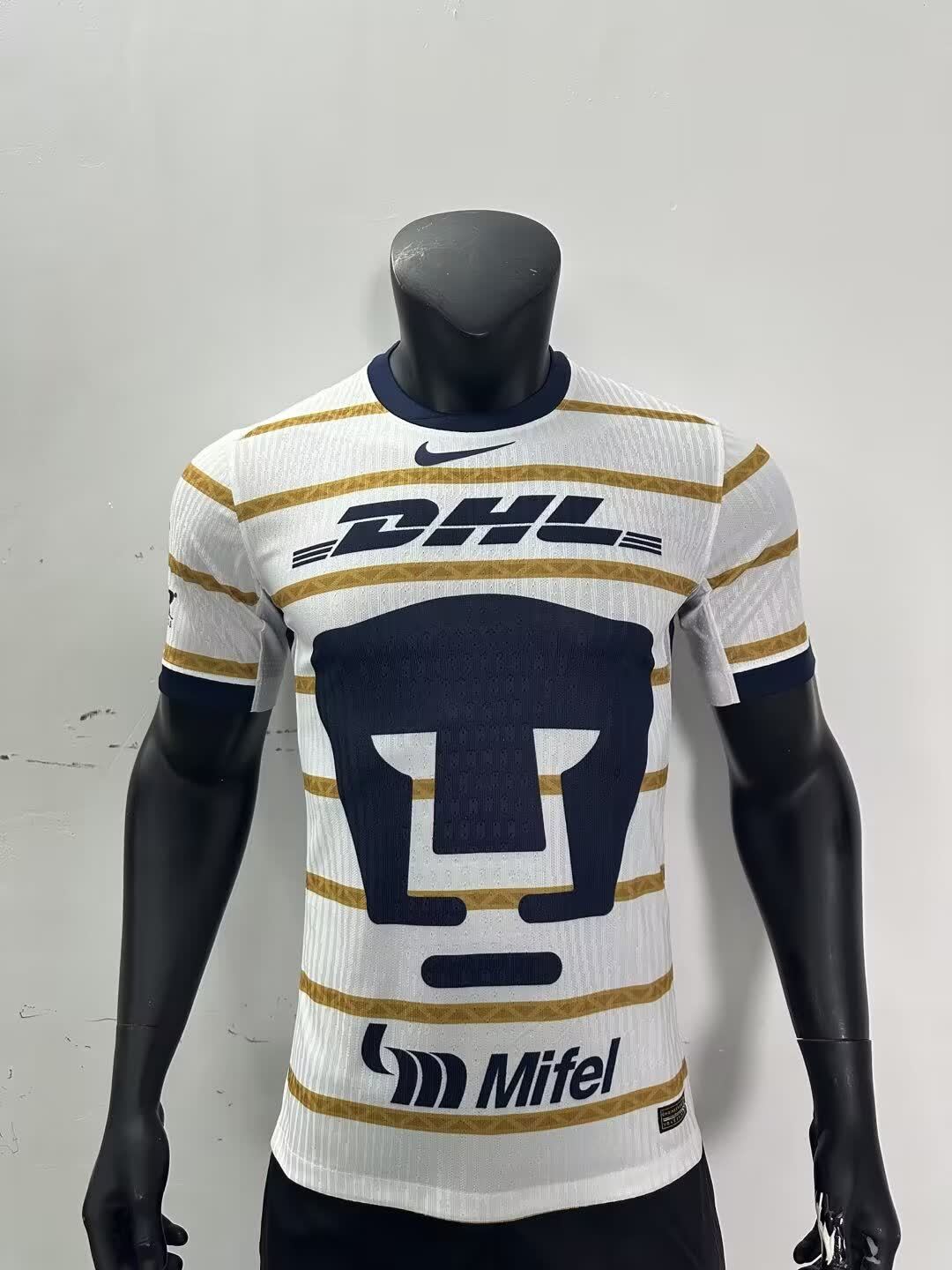 24/25 Pumas home player version
