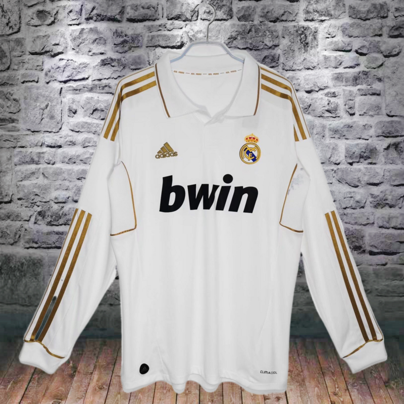 Long sleeved: 2011/12 Real Madrid Home