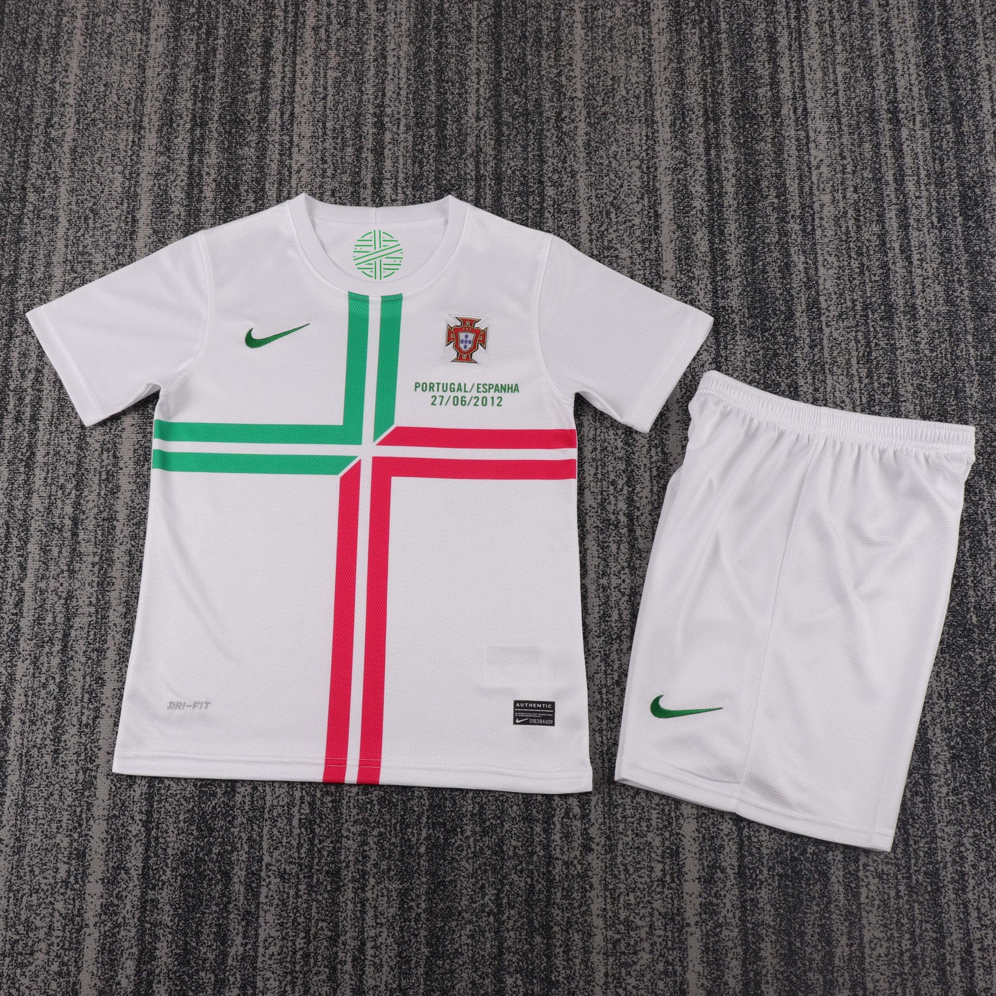 Retro Kids 2012 Portugal away size: 16-28