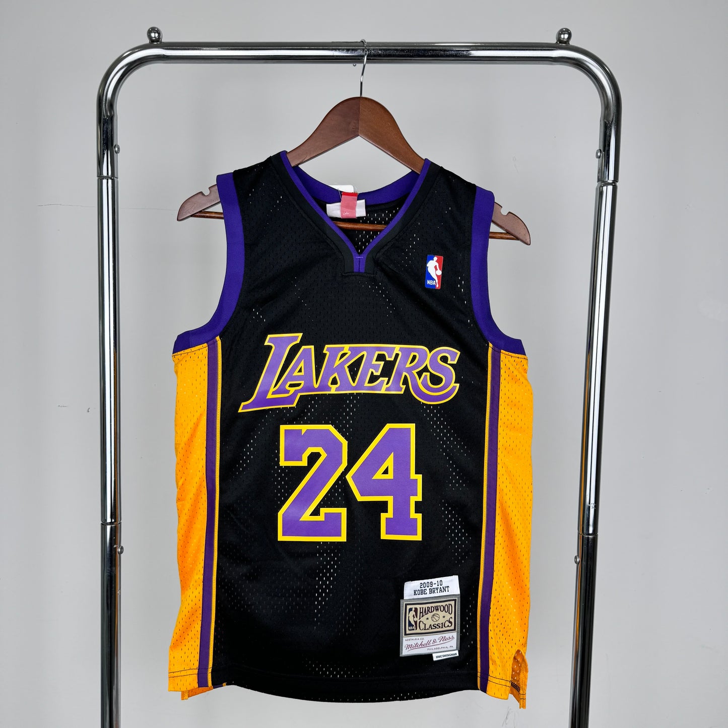MN 09-10 Season Lakers Bryant Night Black 24 # Kobe
