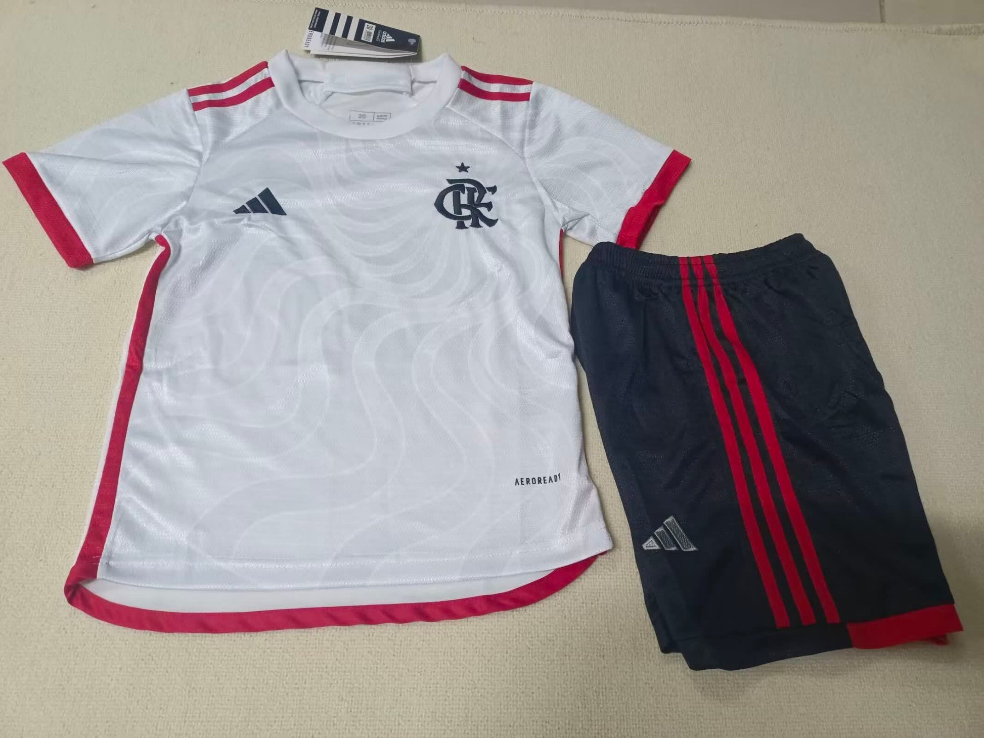 24/25 Kids Flamengo away Size: 16-28