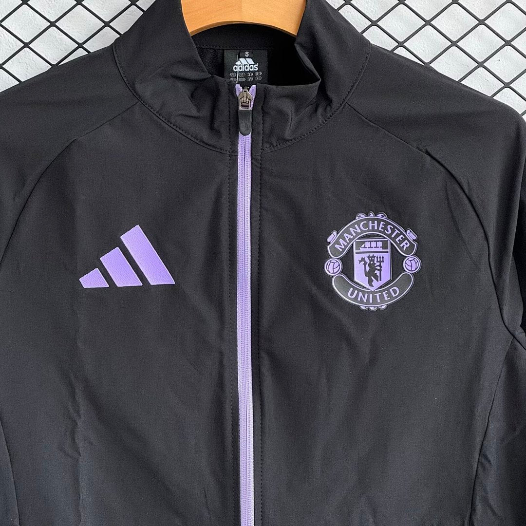 /26 Manchester United Black Windbreaker Set S-XXL3