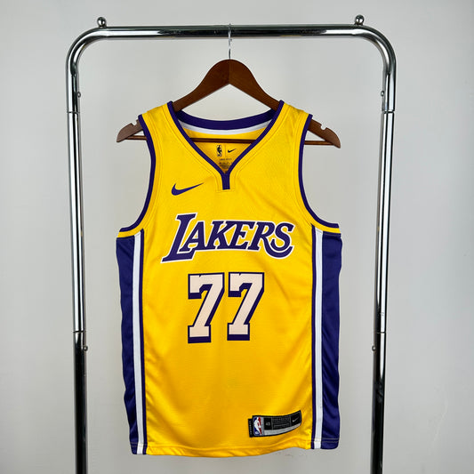 Lakers V-neck Yellow 77 # Don?i? S-XXL