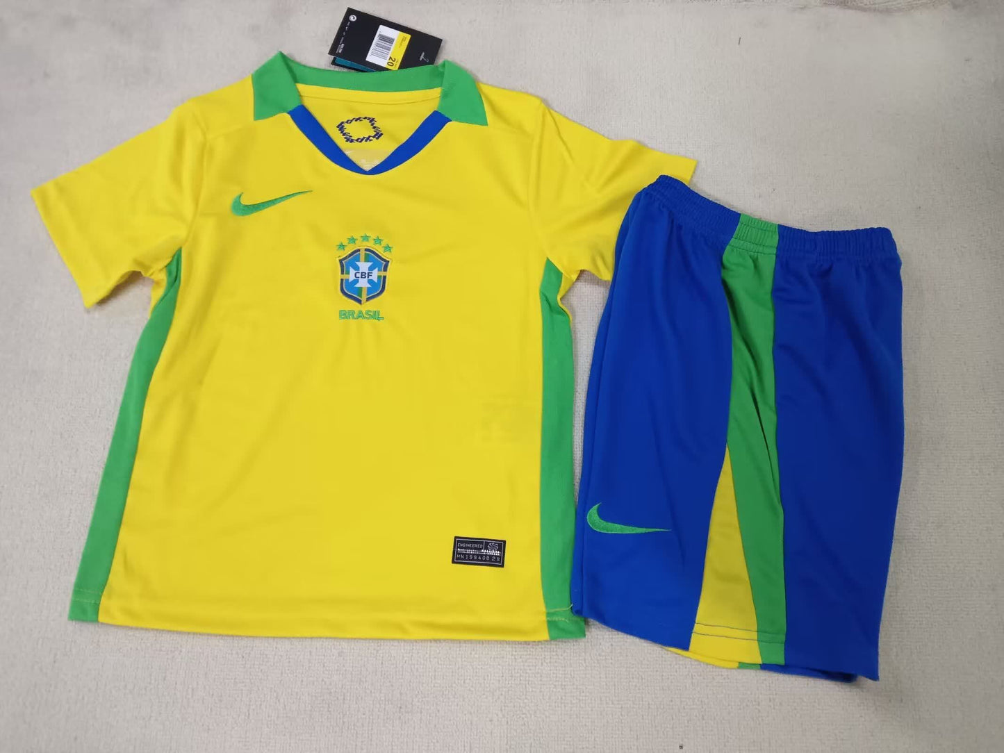 25/26 Kids Brazil home size: 16-28
