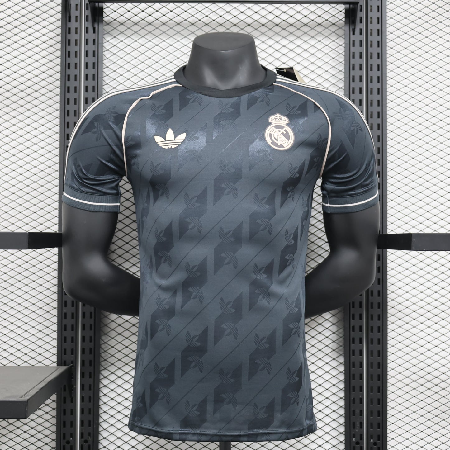 24/25 Real Madrid Retro Player Edition S-XXL