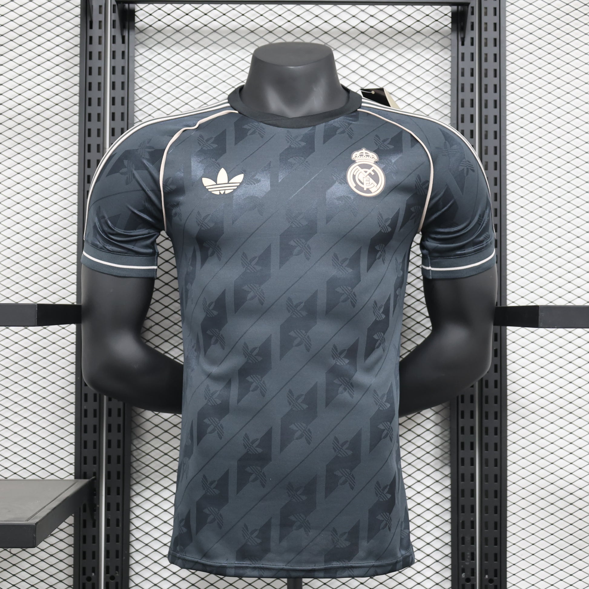24/25 Real Madrid Retro Player Edition S-XXL