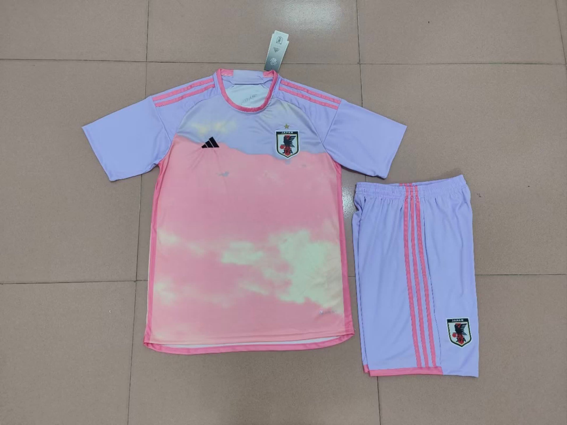 23/24 Japan away