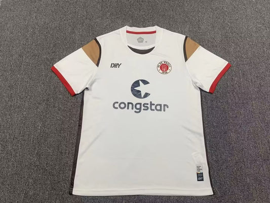 22-23 St. Pauli away