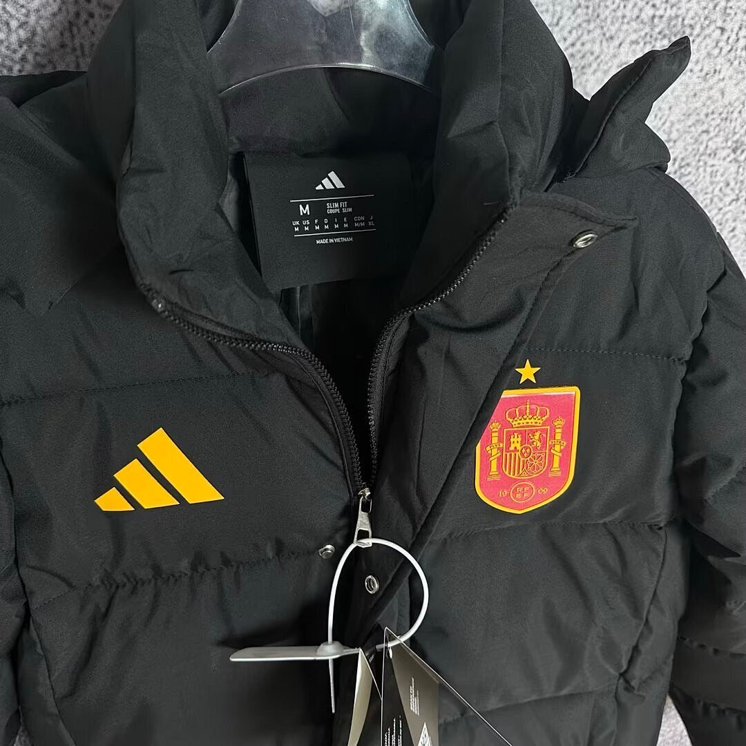 Spanish Long Coat and Padded Jacket9