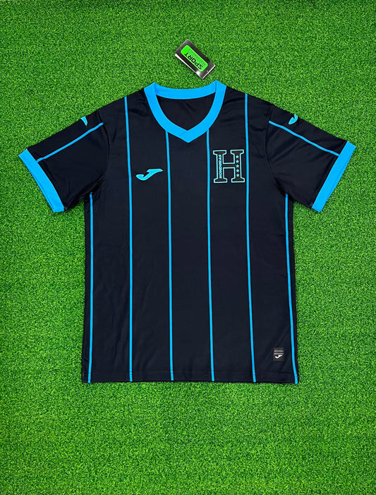 23/24 Honduras away