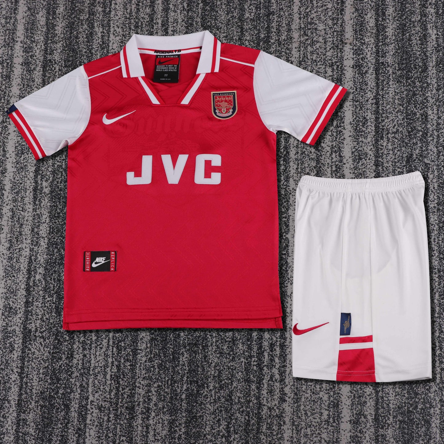 Retro Kids 1996/97 Arsenal home Size: 16-28
