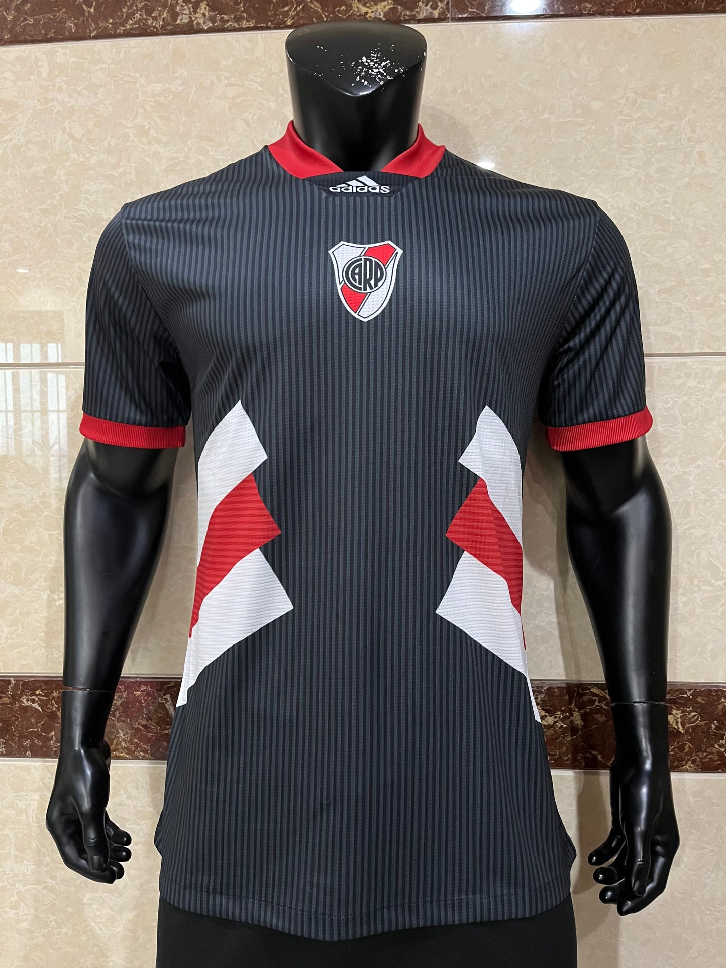 23-24 River plate black casual player version