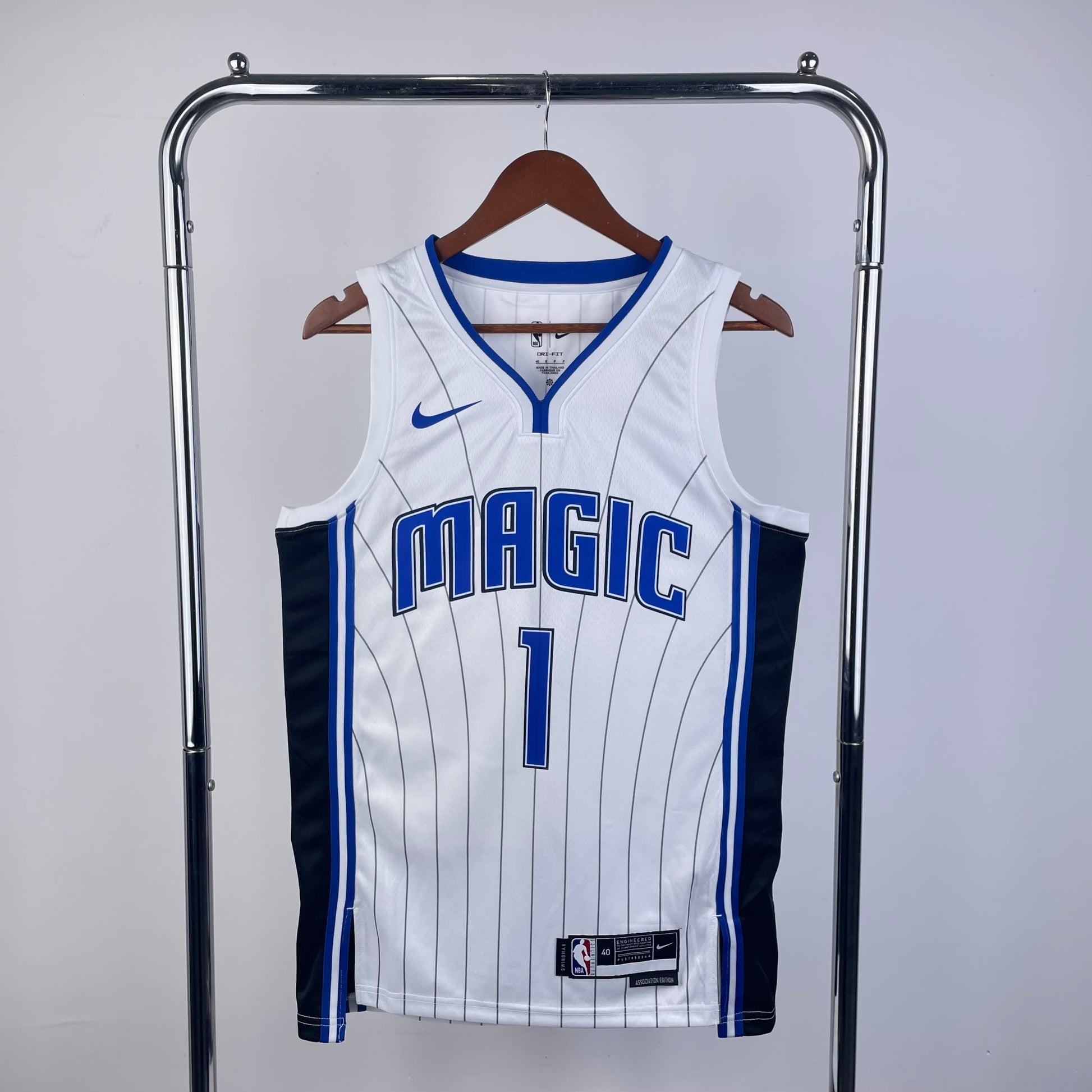 23 Season Magic Home White 1 # McGrady