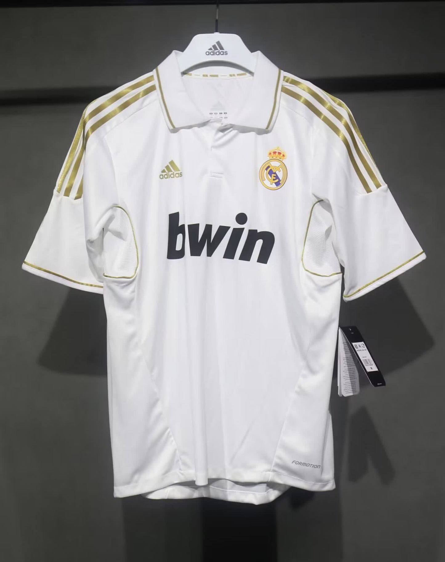 11/12 Real Madrid Home Retro Player Edition S-3XL