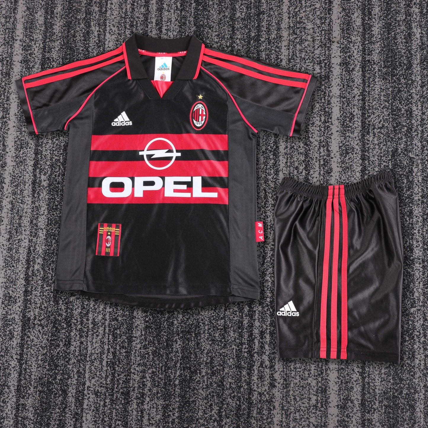 Retro Kids 1998/99 AC Second away Size: 16-28