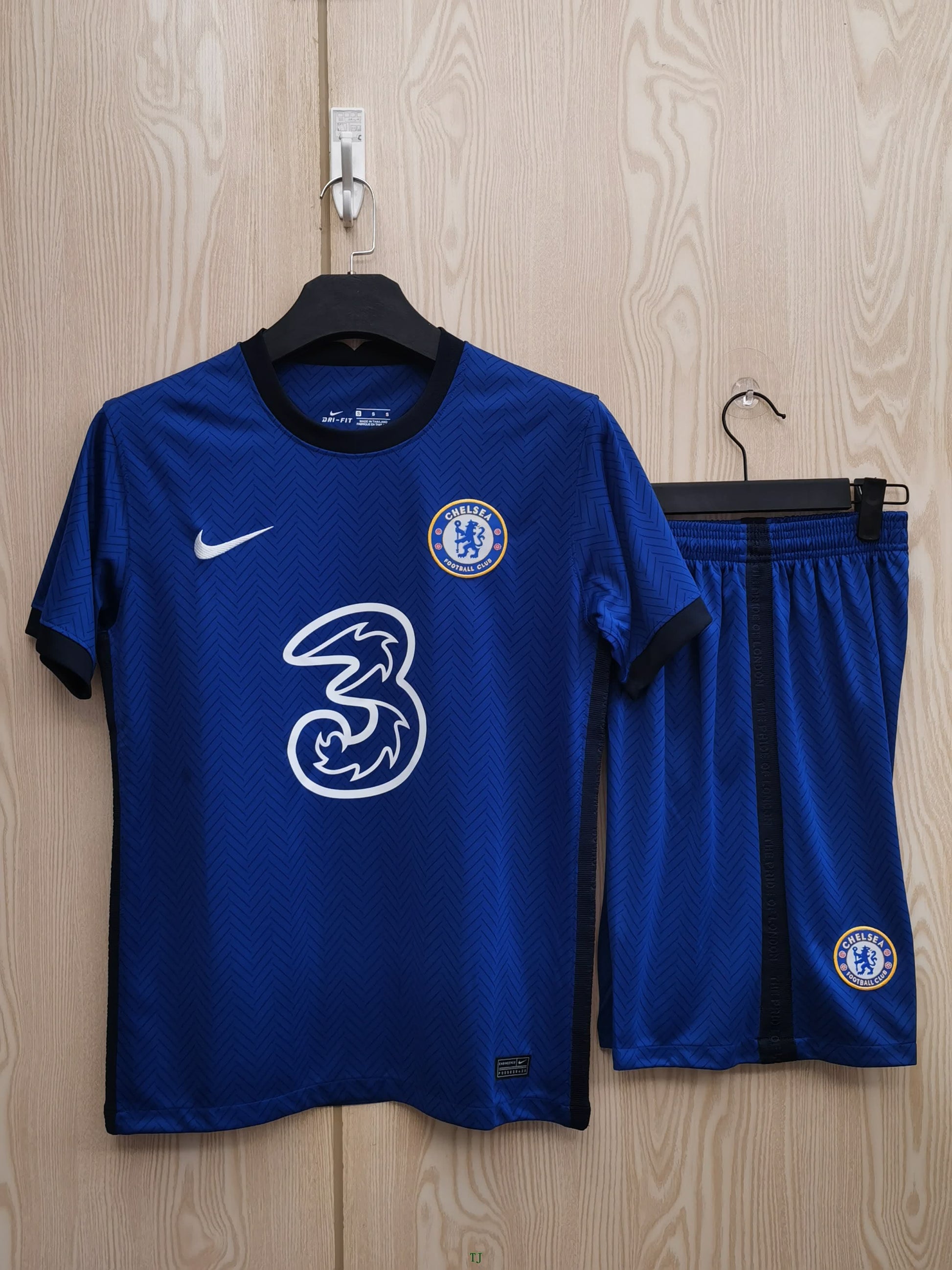 20/21 Chelsea Home
