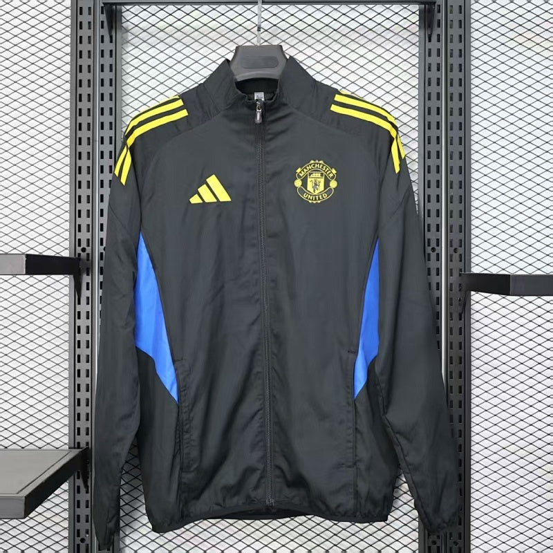 /26 Manchester United Windbreaker S-XXL5
