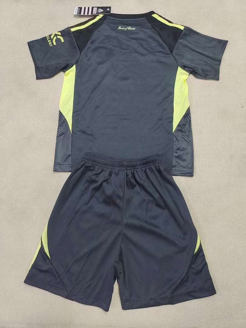 /26 Kids Manchester United goalkeeper black size16-305