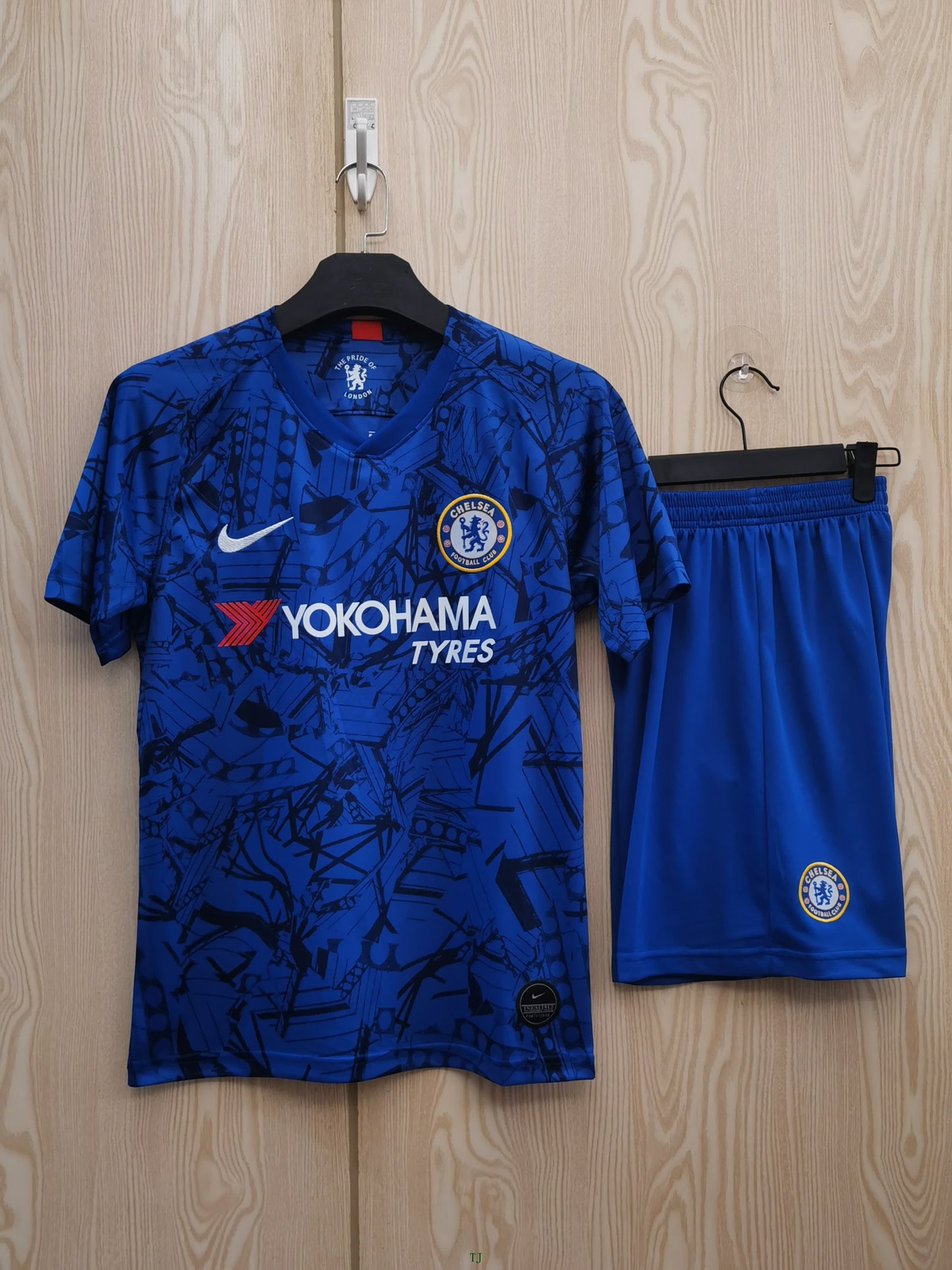 19/20 Chelsea Home