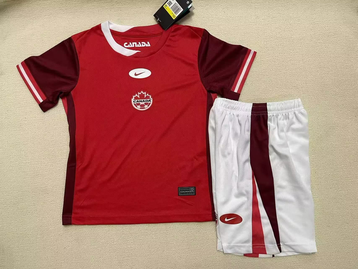 24/25 Kids Canada Home Size: 16-28