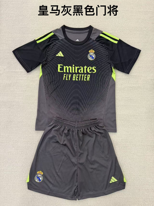 25/26 Real Madrid grey black goalkeeper[ Adults # Kids]
