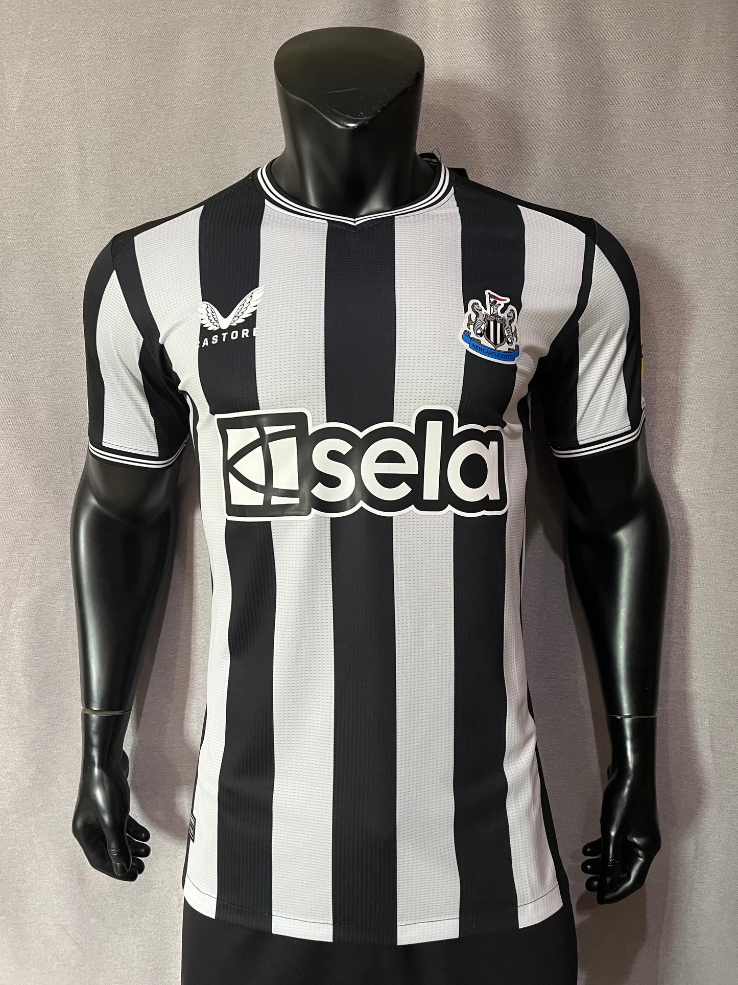 23/24 Newcastle United Home Player Edition