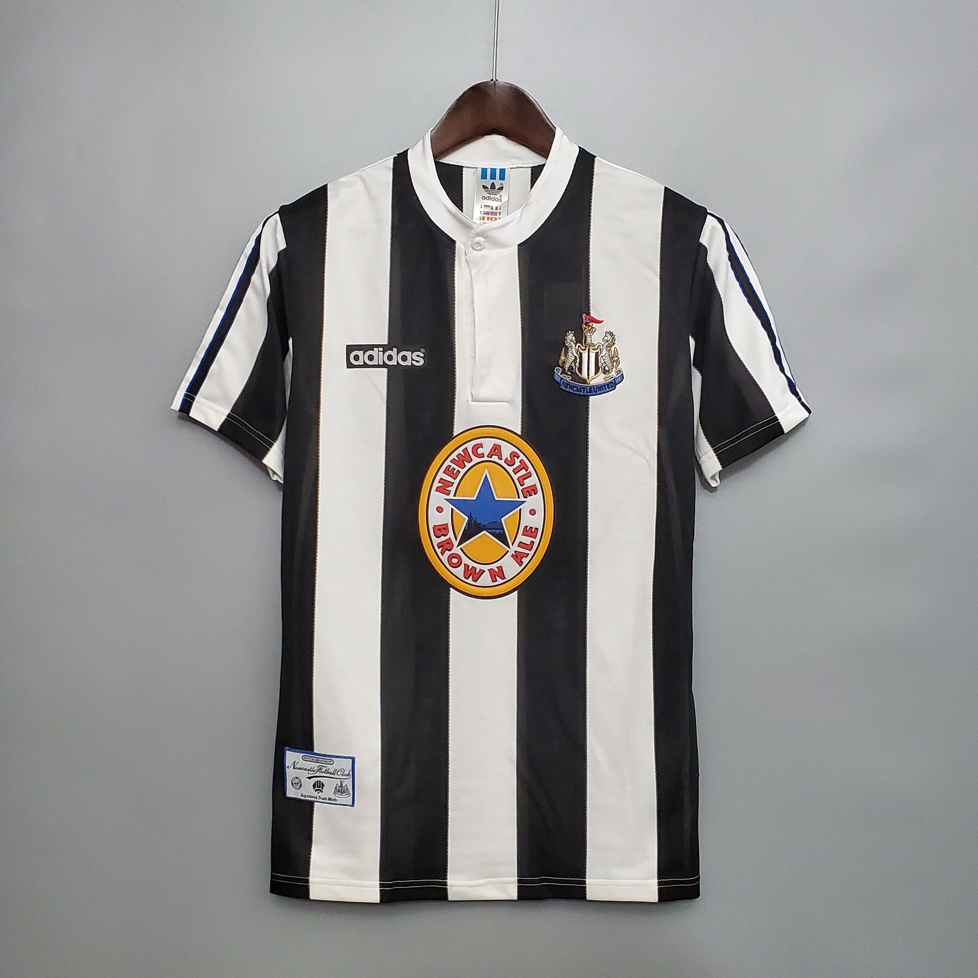 Retro 95/97 Newcastle United home S-XXL