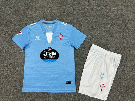 24/25 Kids Celta Home Size: 16-28