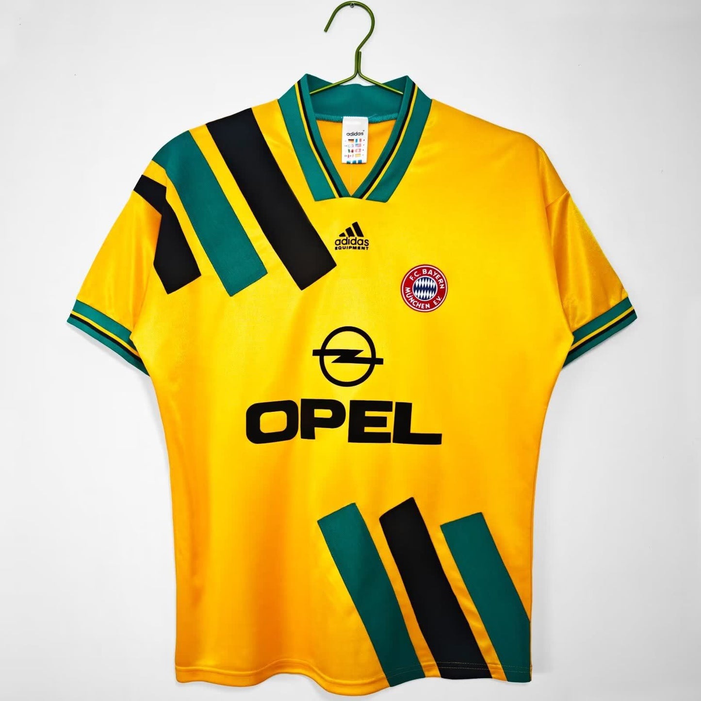 Retro 1993/95 season Bayern away