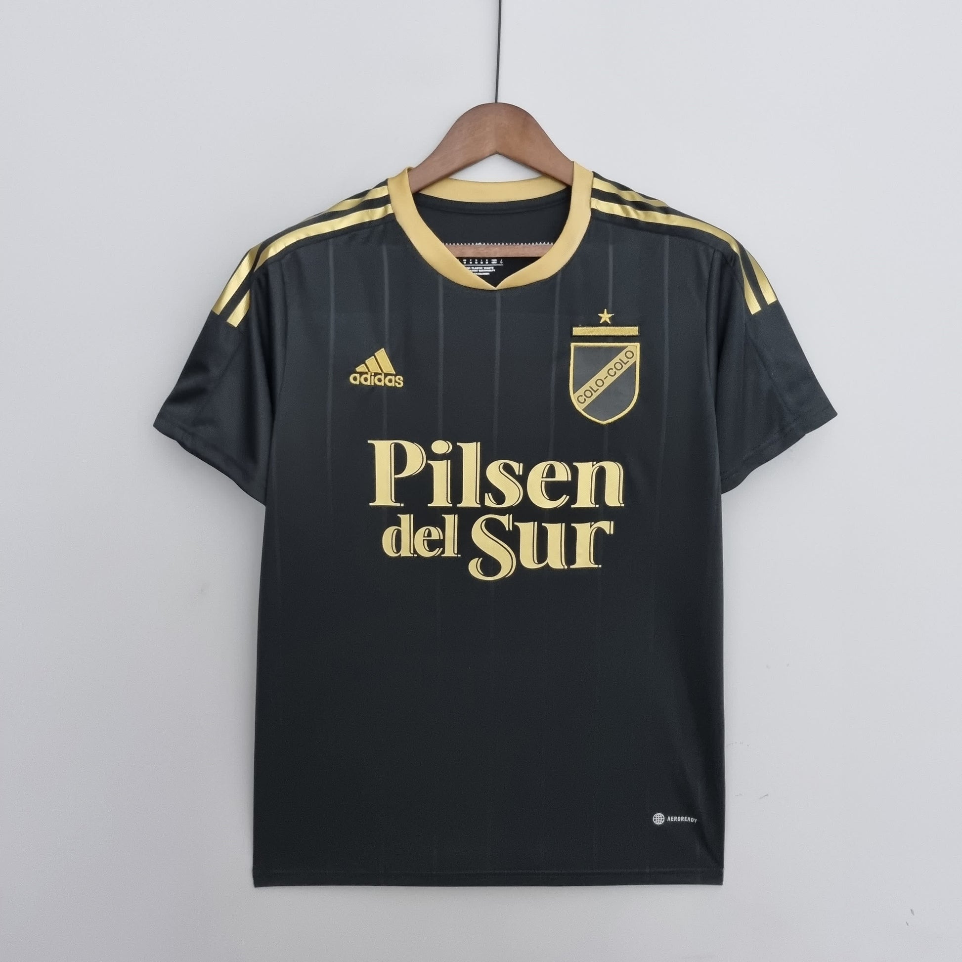 22/23 Colo Colo Commemorative Edition Black Gold S-XXL