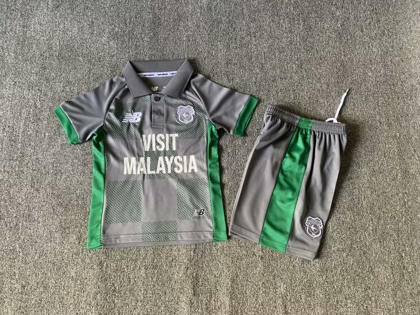 24/25 Kids Cardiff away Size: 16-28