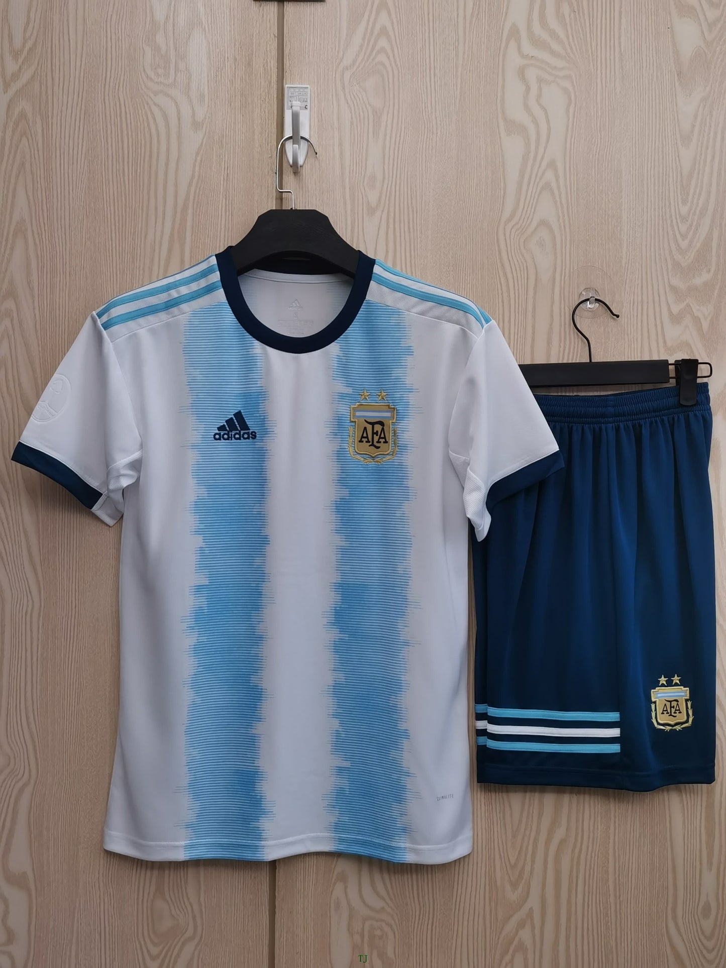 2019 Argentina Home