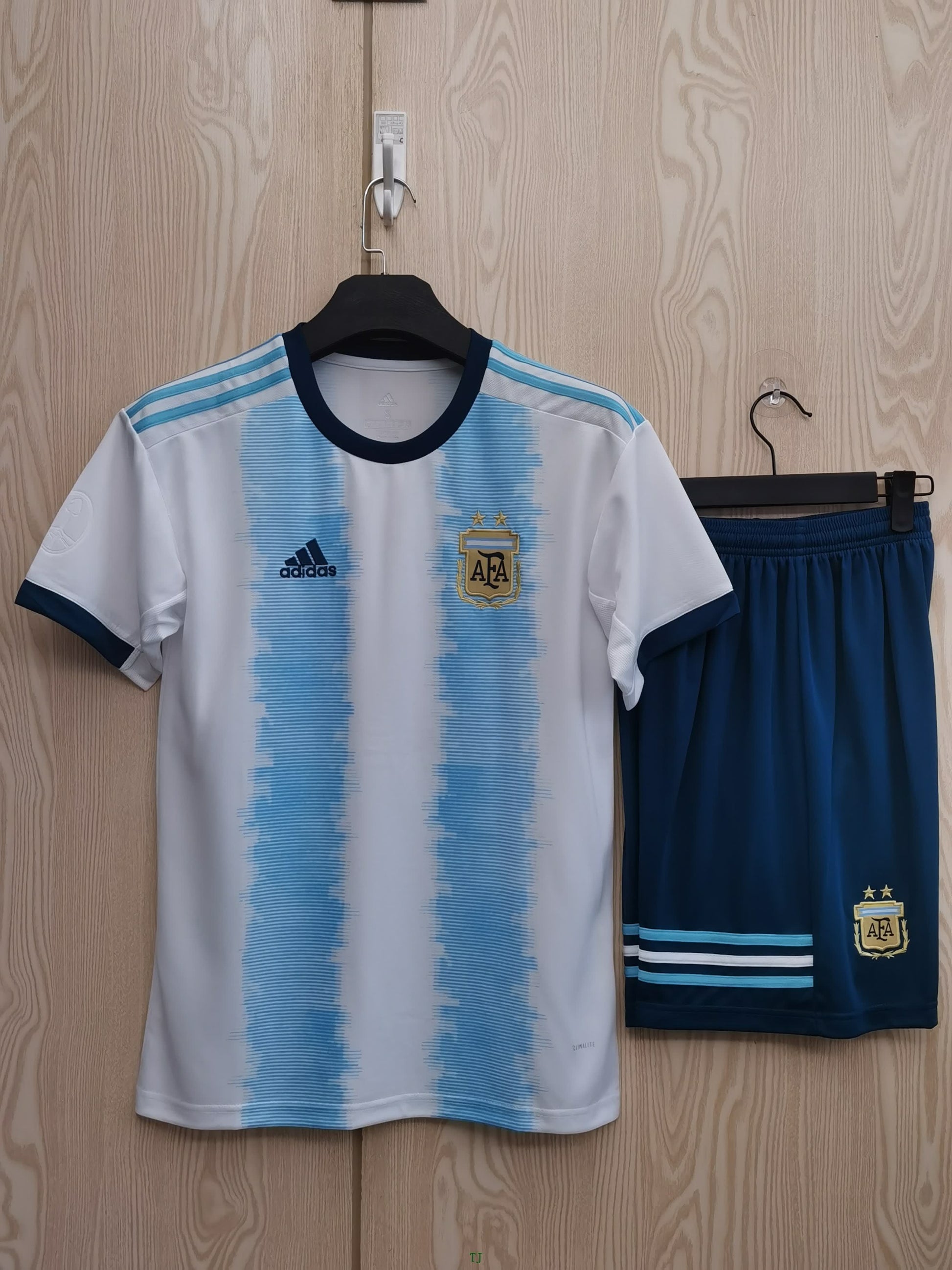 2019 Argentina Home