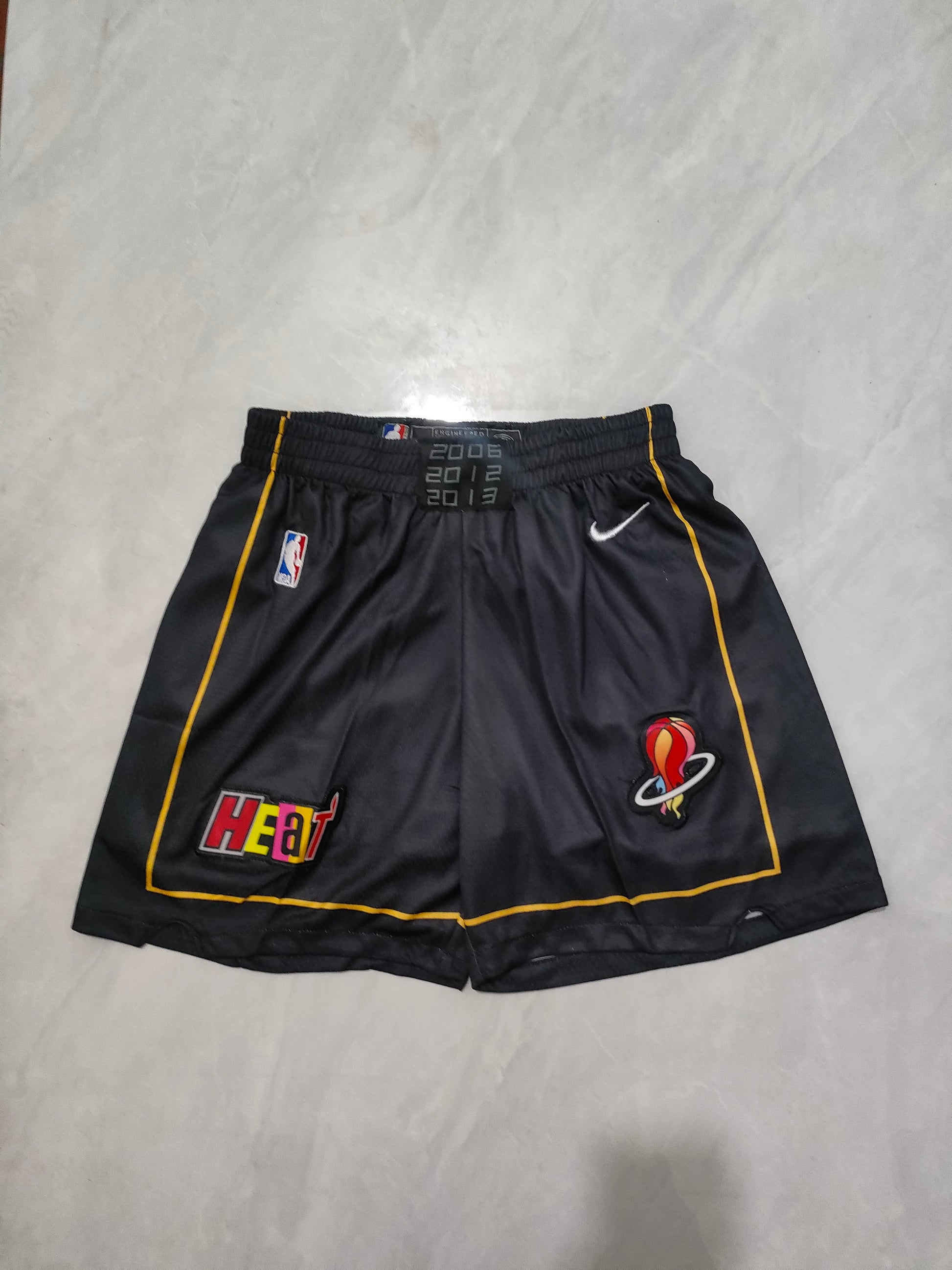 NBA Kids Heat Black Shorts S-XXL