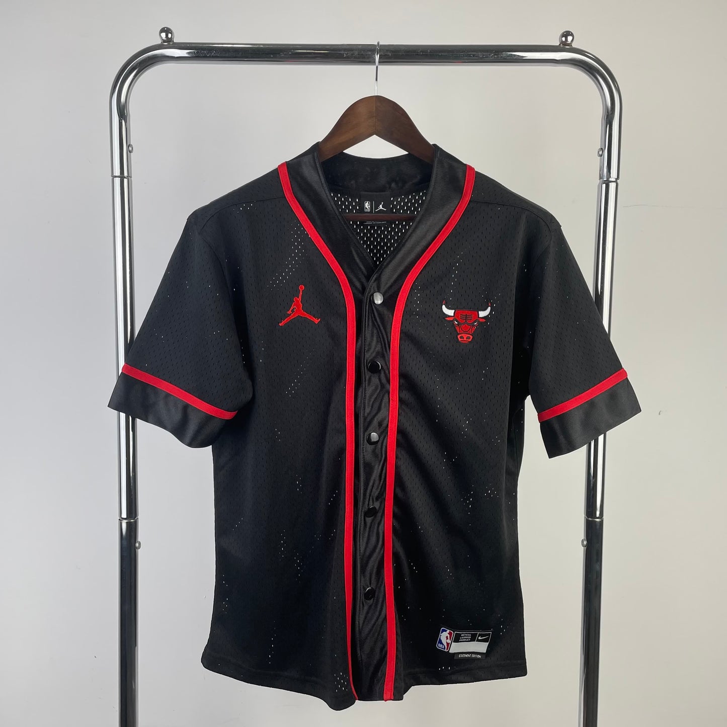 NBA Button Cardigan: Bulls