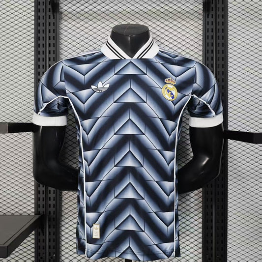 /26 Real Madrid Special Edition Black Player Edition S-XXL5