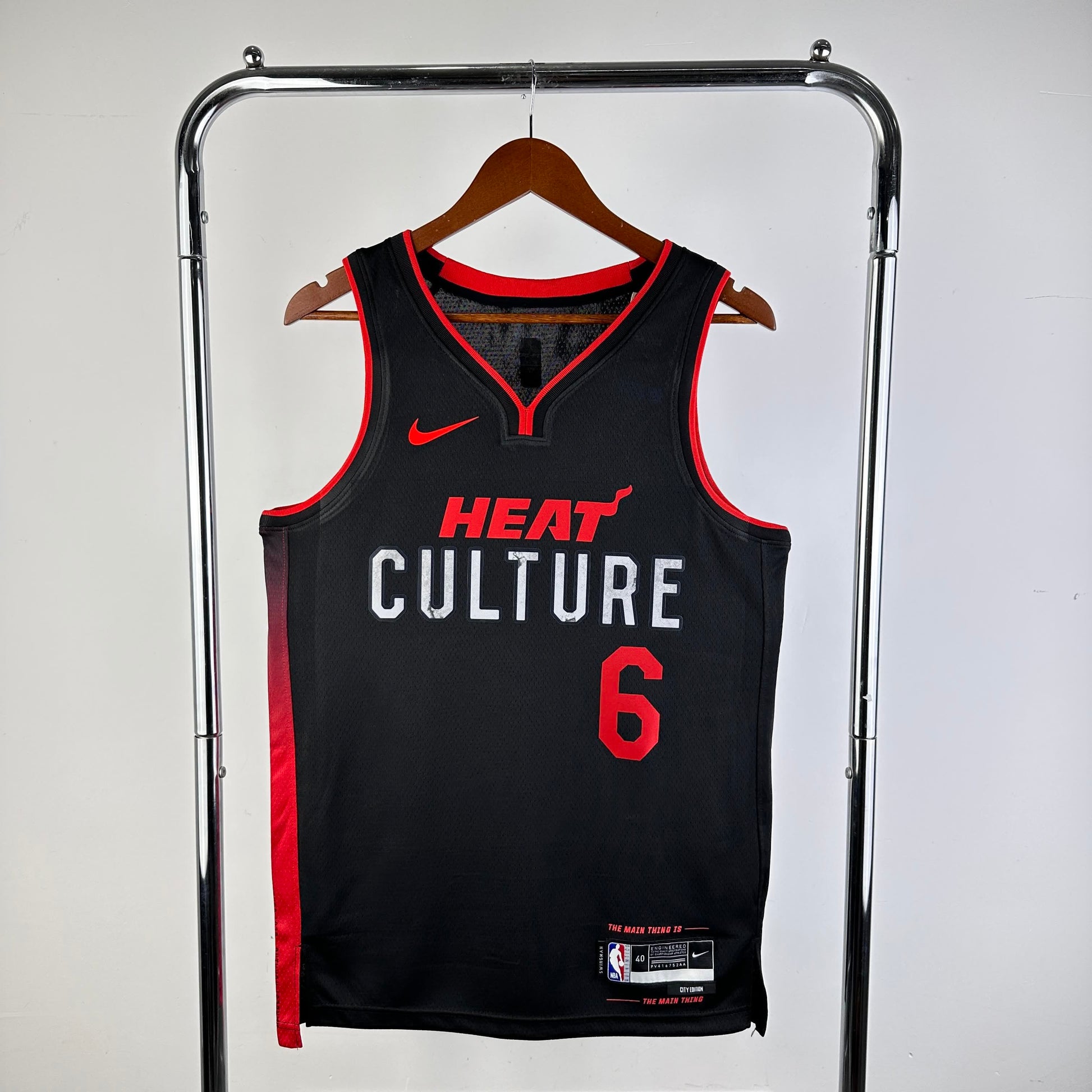 24 Season Heat City Edition 6 # James