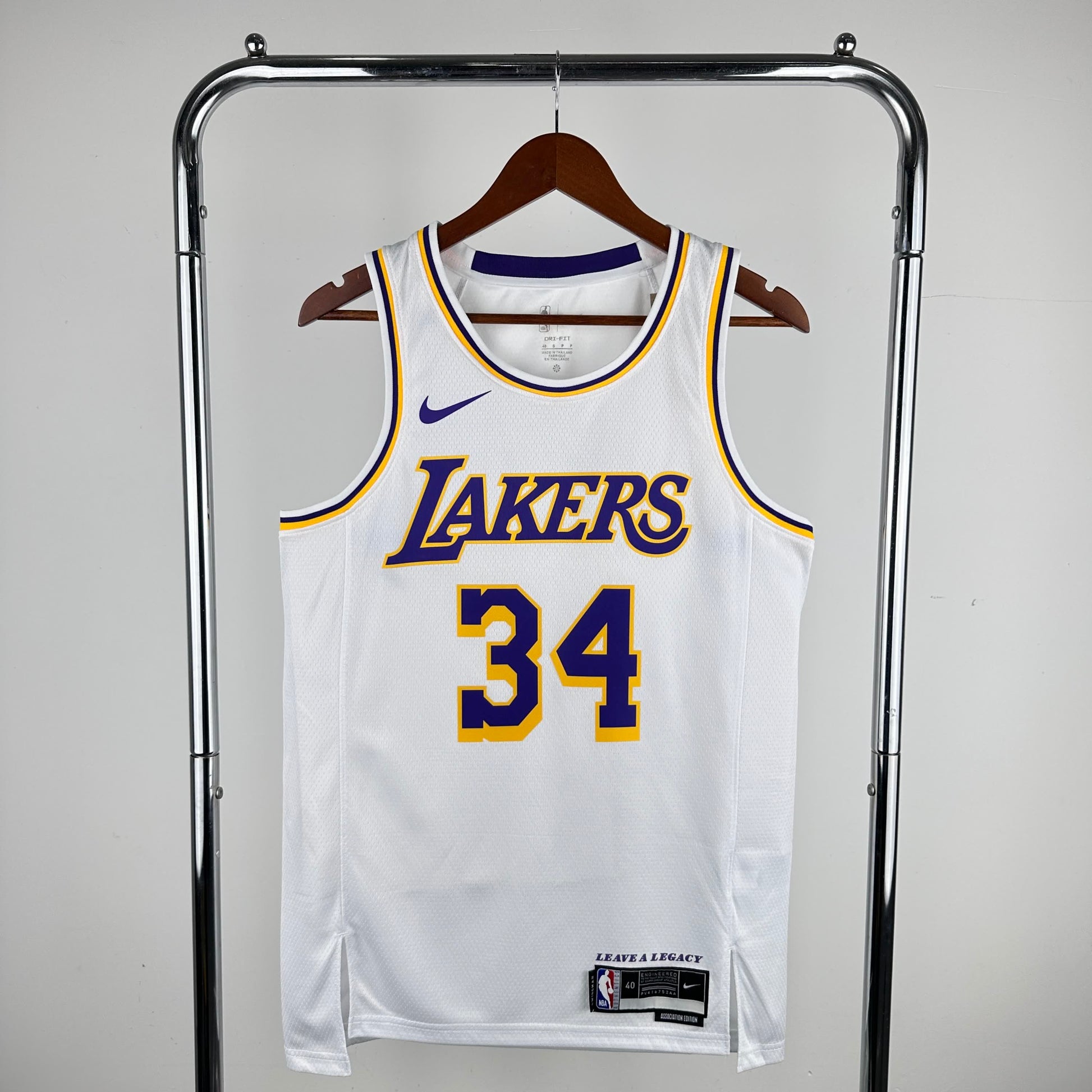 Lakers round neck white 34 # O'NEAL