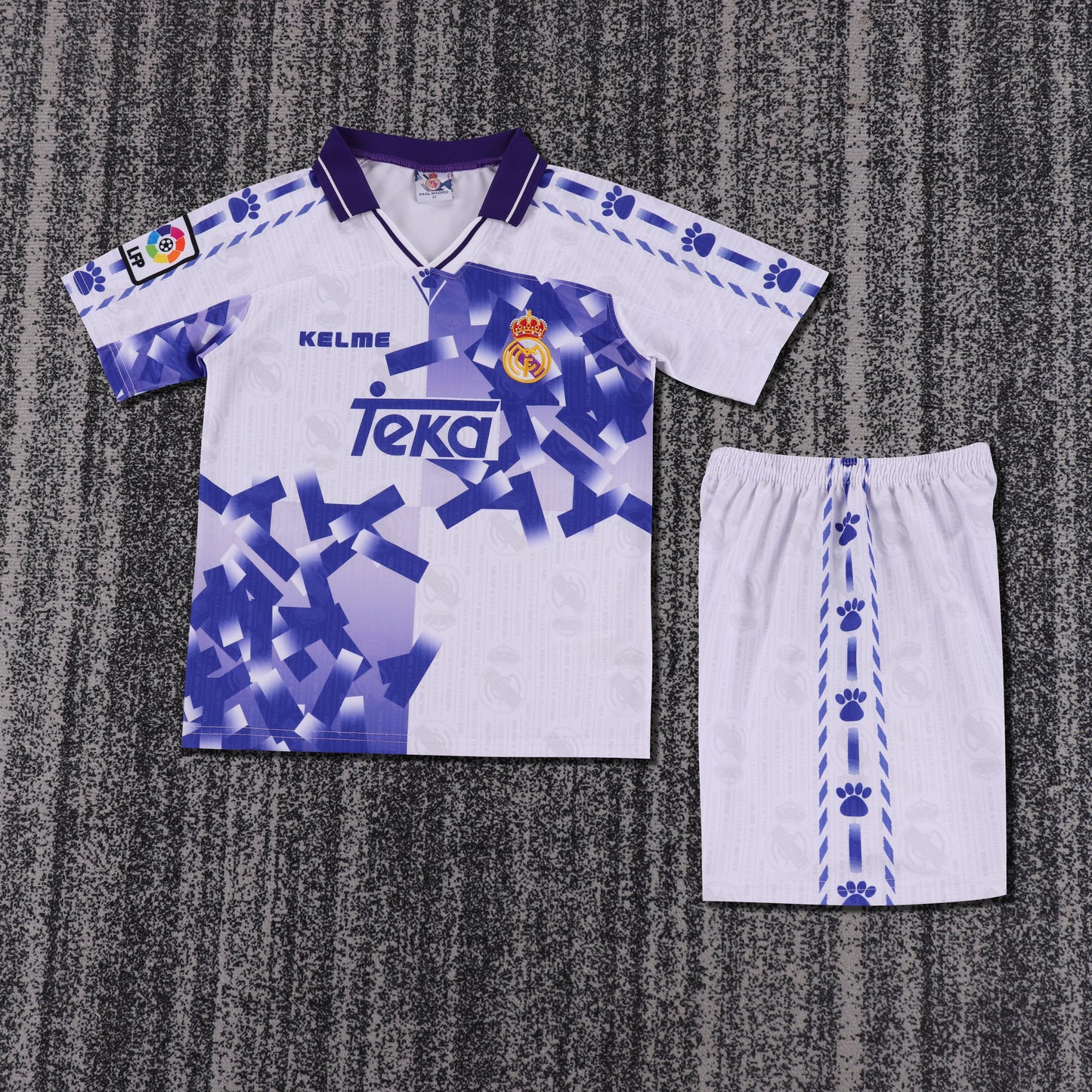 Retro Kids 1996/97 Real Madrid Second away Size 16-28