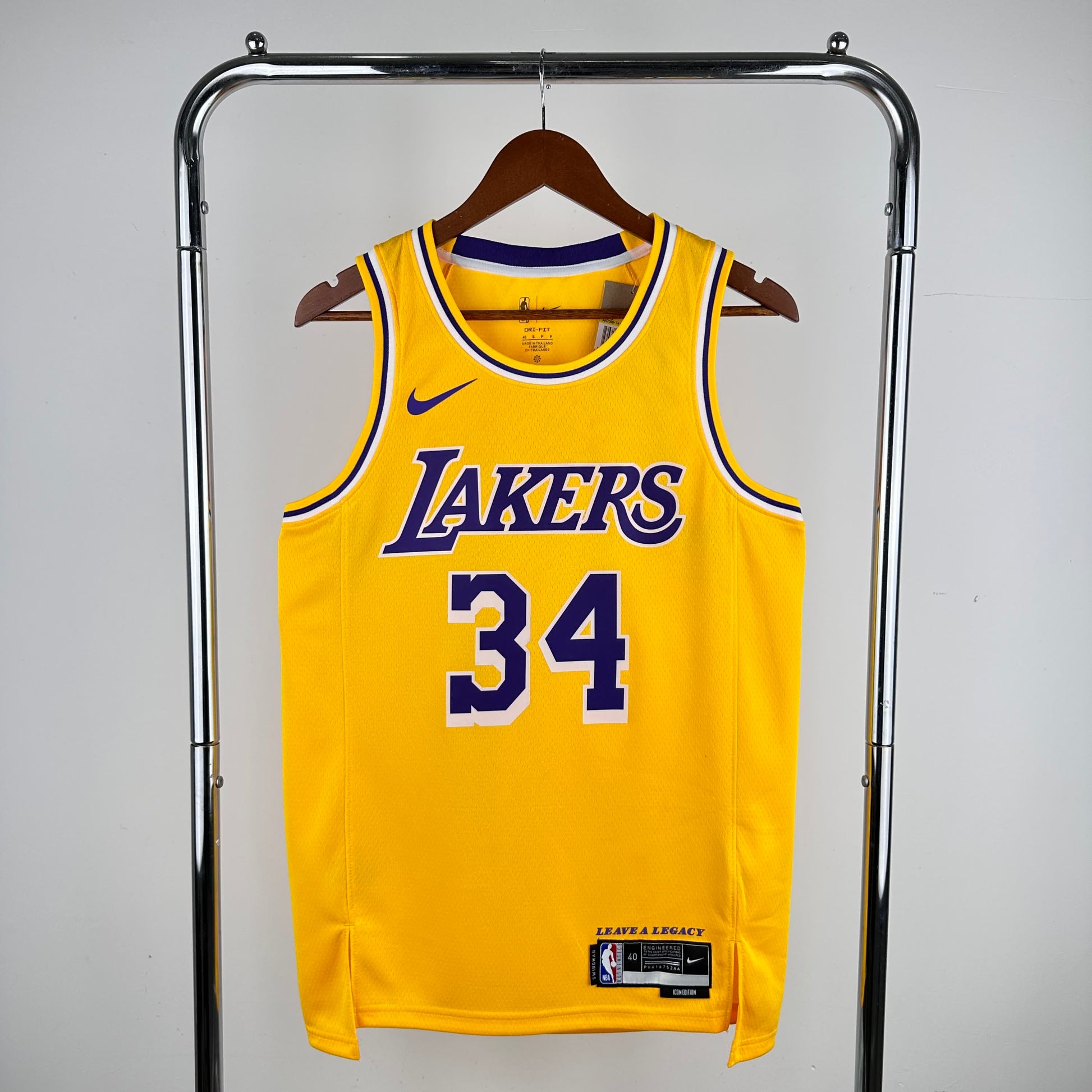 Lakers round neck white 34 # O'NEAL