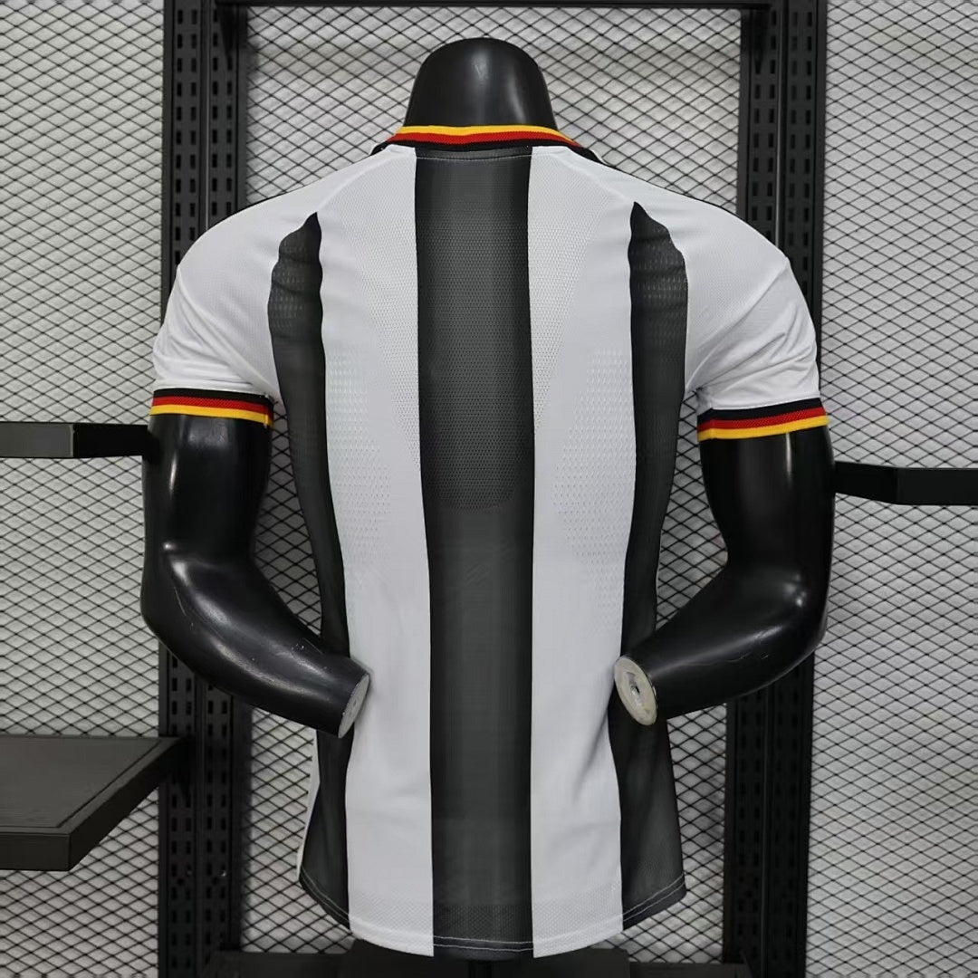 /27 Germany Black and White Player Edition S-3XL5