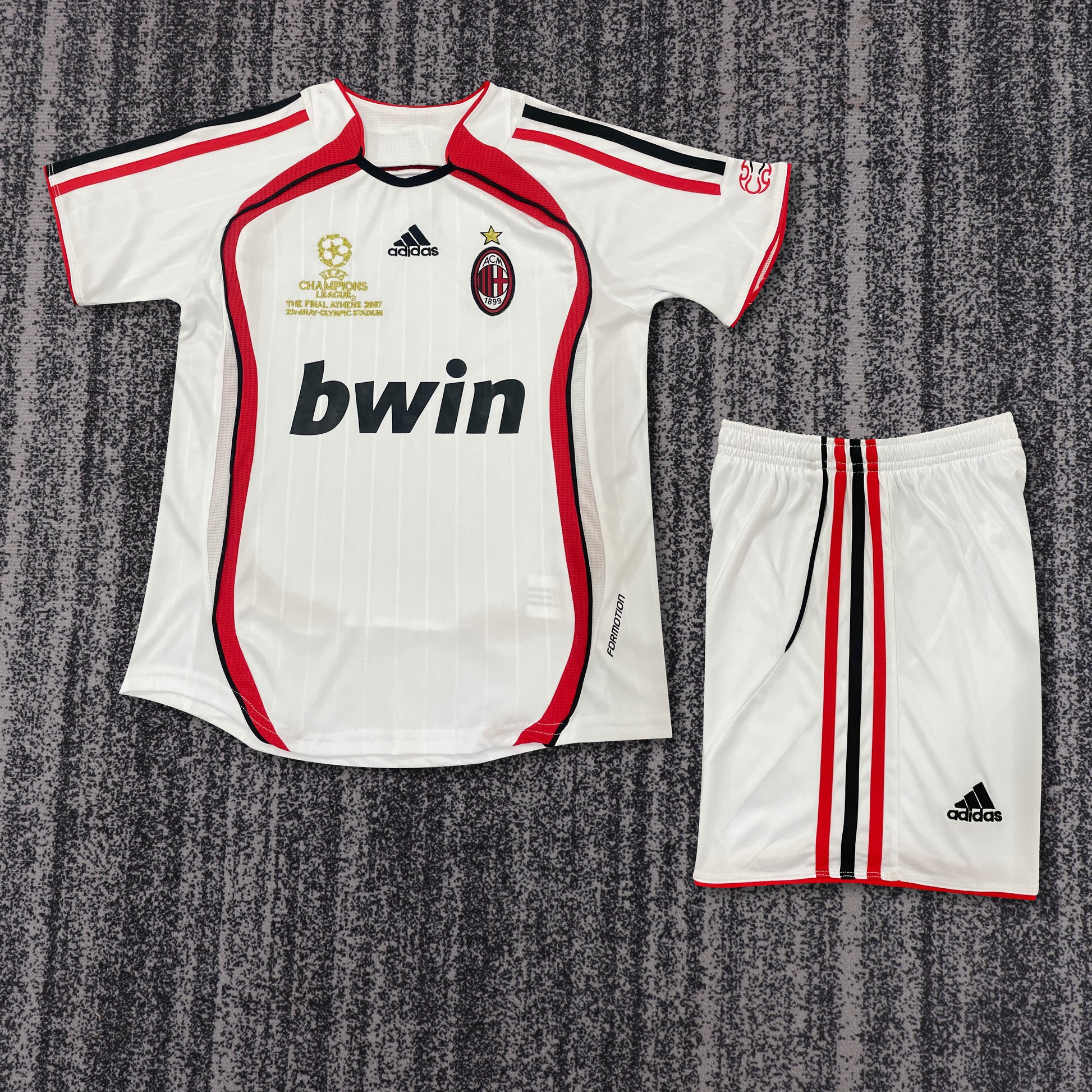 Retro Kids 06/07 AC Milan away Size: 16-28
