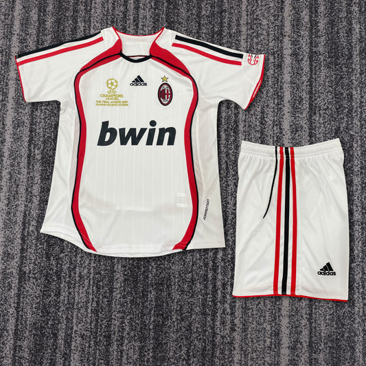 Retro Kids 06/07 AC Milan away Size: 16-28
