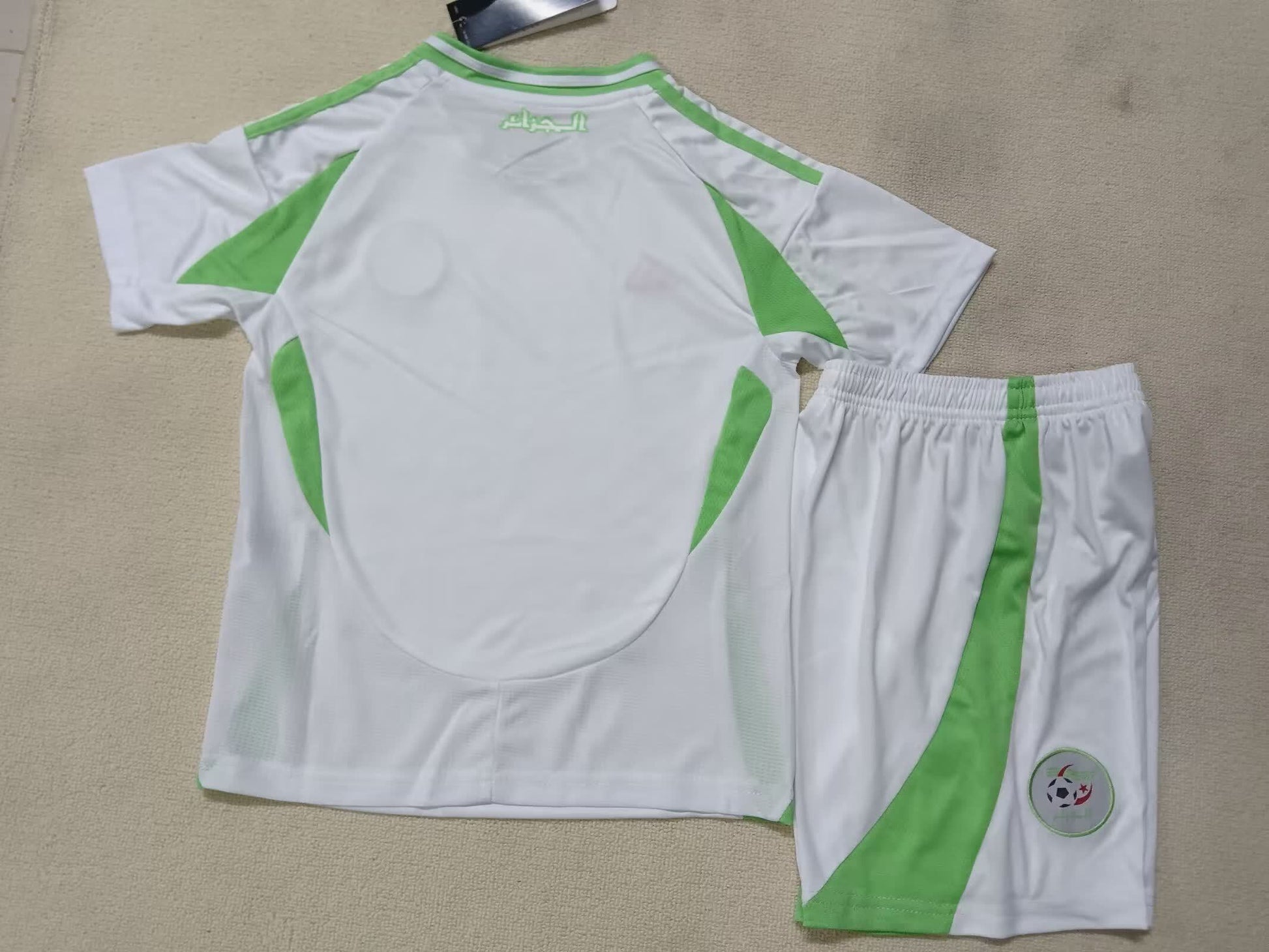 Algeria 阿尔及利亚