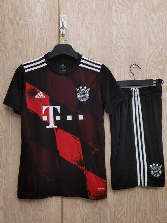 20/21 Bayern Second away